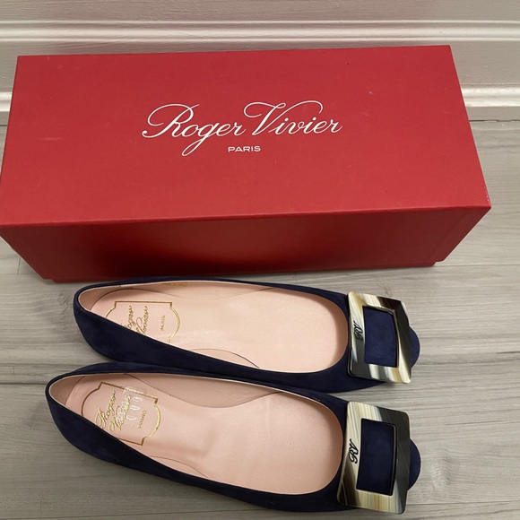 Brand New*Roger Viver Gammette Suede Ballet Flats in navy - Picture 1 of 6